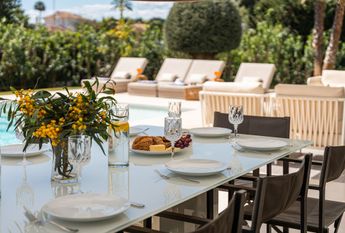 Luxury Villa for rent in El Paraíso, Andalusia