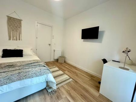 Calle de Lope de Rueda, Madrid, Community of Madrid 28009 - Foto 4