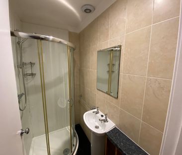 Meadowpark Street, Dennistoun | £995 Monthly - Photo 5