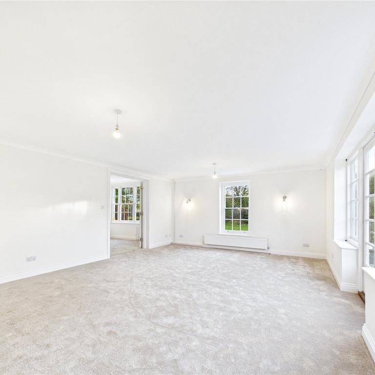 5 bedroom detached house to rent - Photo 1