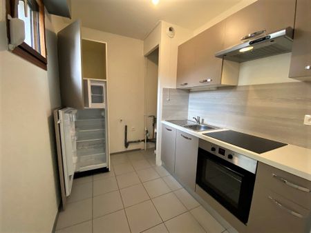 Location Appartement 1 pièce 40m² NANCY 54000 - Photo 4