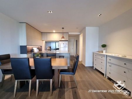 HEART OF NEWSTEAD FULLY FURNISHED 3BED 2 BATH 2 CAR - Photo 3