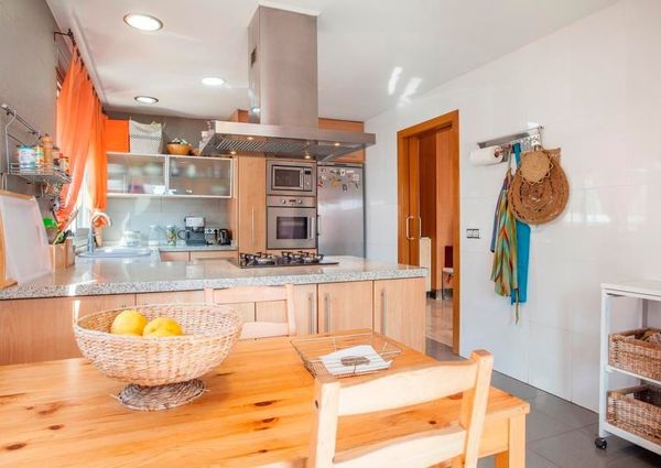 Chiva, Valencian Community 46370