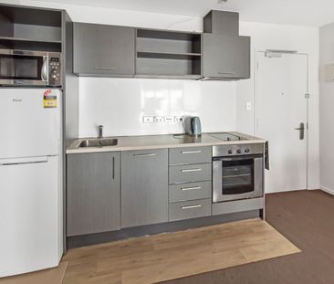 Fully furnished one bedroom apartment - Barclay Suites! - Photo 5