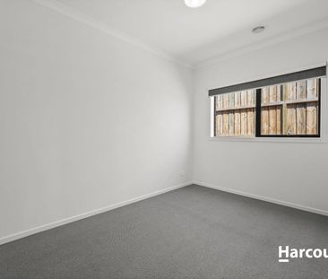 Brand New Family Home in Prime Warragul Location - Photo 6