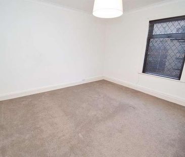 Ledger Lane, Wakefield, WF1 - Photo 4