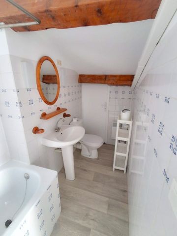 Location Appartement 1 pièce 31m² NIMES 30000 - Photo 5