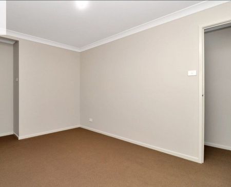 Immaculate Family Home Offering Lifestyle & Convenience - Photo 4