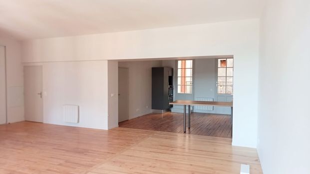 Location Appartement 4 pièces 138m² - Photo 1