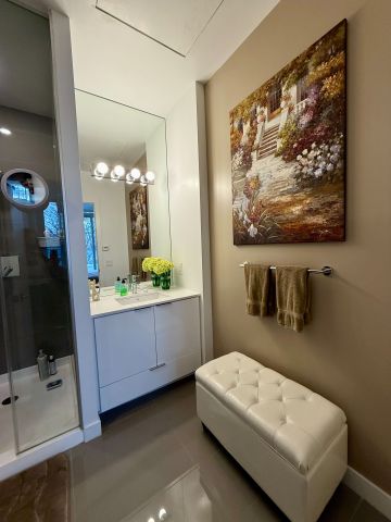 For Lease - 609 Avenue Road Unit# 203, Toronto, Ontario - Photo 2