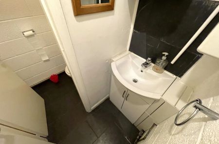 Unit 1-2 St Matthews Business Centre, Gower Street, City Centre, Leicester, LE1 - Photo 2