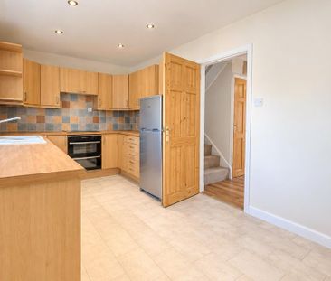3 bedroom link detached house to rent - Photo 6