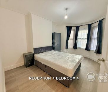 4 bedroom terraced house to rent - Photo 4