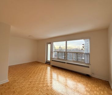 For Lease - 28 Upper Canada Drive Unit# 405, Toronto, Ontario - Photo 2