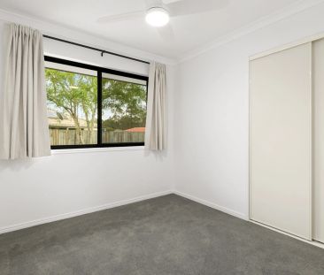 Spacious Family Home With Large Yard - Photo 5