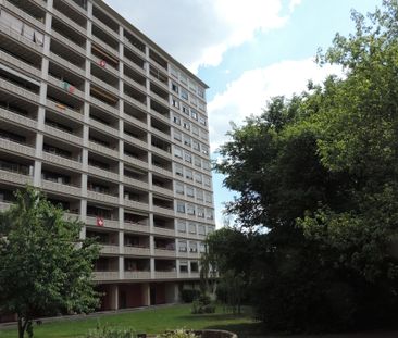 Un logement idéalement situé dans le quartier de Saint Jean! - Photo 1