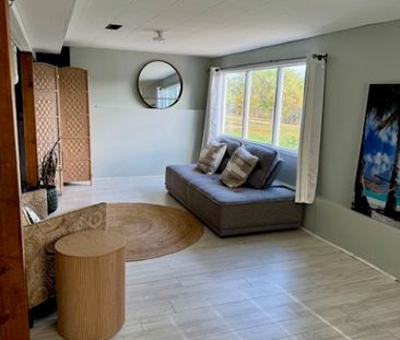 Character Home – Casa Loma – SEASONAL - Photo 6