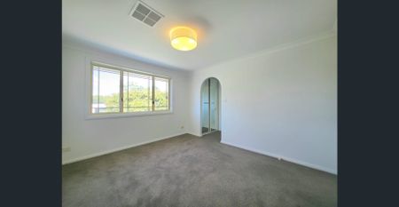 Ideal Family Home with Entertainer's Deck in Prime North Ryde Location - Photo 4
