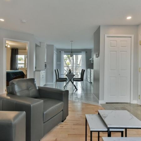 Condo, meublé, tout inclus, Vieux-Longueuil. - Photo 4