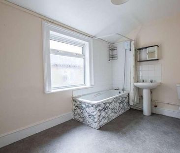 High Street, Cheltenham, GL50 - Photo 4