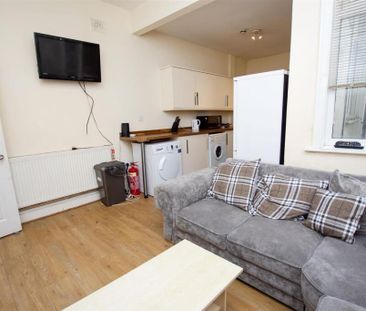 261 Heeley Road - Photo 6