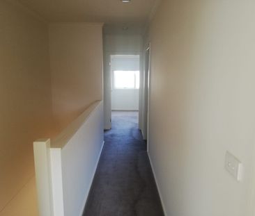 LARGE TWO BEDROOM DOUBLE STOREY - Photo 6