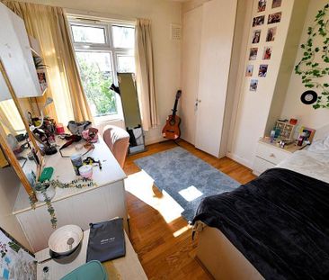 4 bedroom house to rent - Photo 2