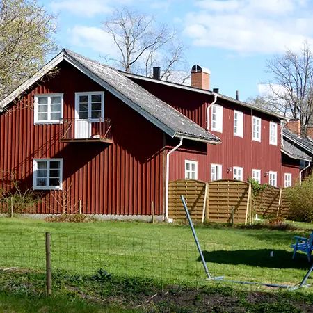 Mysig tvåa med snedtak och balkong - Photo 1