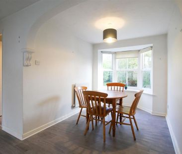 3 bedroom terraced house to rent - Photo 3