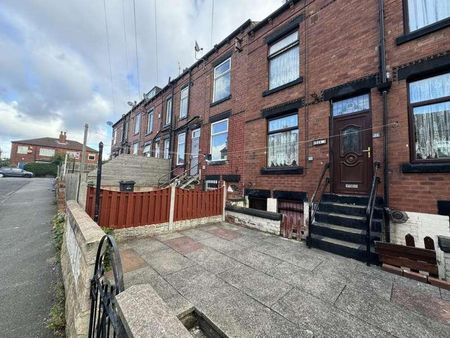 Darfield Place, Harehills, Leeds, LS8 - Photo 2