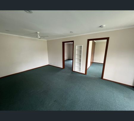 1/19 McCurdy Road, Herne Hill, Vic 3218 - Photo 3