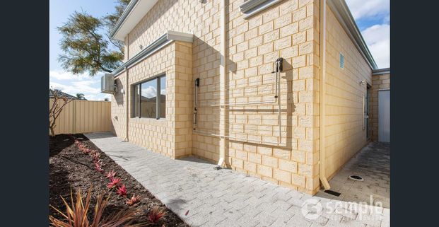 Perfectly Located - Photo 1