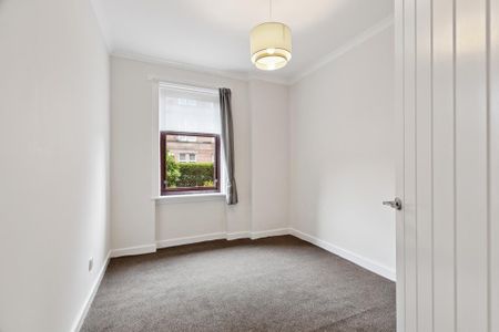 3 bedroom apartment to rent - Photo 5