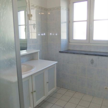 APPARTEMENT F2 - SUEVRES - Photo 4