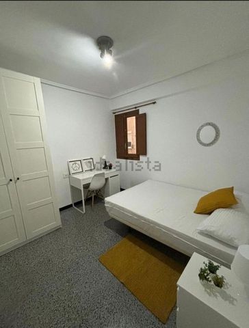 6 room luxury Apartment for rent in Valencia - Photo 3