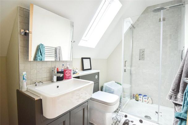 4 bedroom semi-detached house to rent - Photo 1