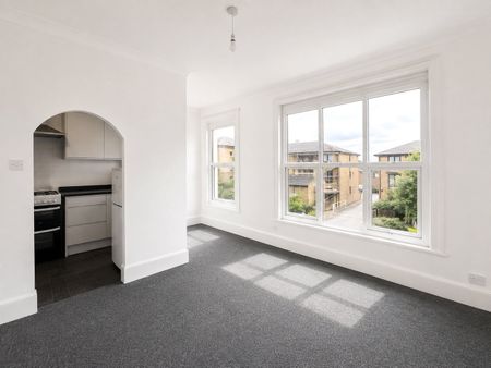 Selhurst Road, South Norwood, SE25 6LB - Photo 4