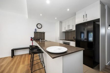 18/36 Antill Street, Queanbeyan - Photo 2