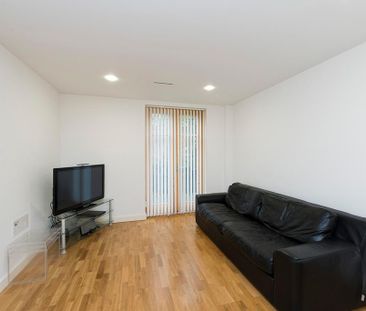 1 bedroom flat to rent - Photo 3