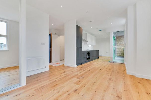 1 bedroom apartment to rent - Photo 1