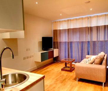 67 Newsome Road, Huddersfield, HD4 - Photo 5