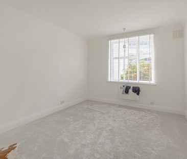 Birkenhead Avenue, Kingston Upon Thames, Surrey, KT2 - Photo 5