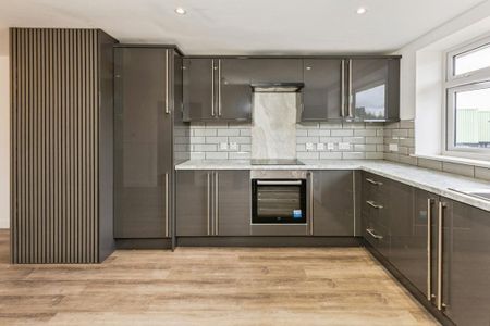 2 bedroom flat to rent - Photo 3
