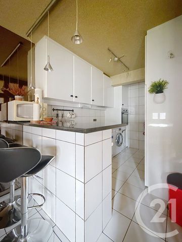 Location Appartement 3 pièces 78m² TROYES 10000 - Photo 4