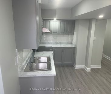 For Lease - 32 Silo Court, Brampton, Ontario - Photo 3