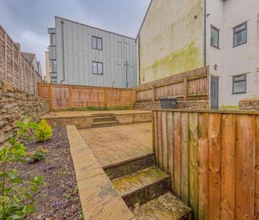 2 bedroom semi-detached house to rent - Photo 6