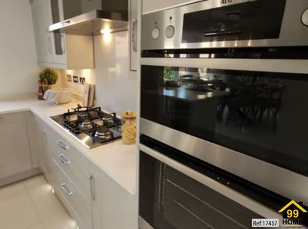 2 bed Flat in 50 Dymock Street , London, SW6 3HA - Photo 4