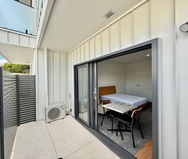 Your own private room, ensuite & outdoor space — bills included | M... - Photo 4