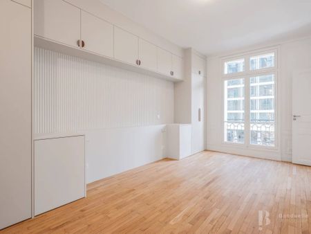 Rental Apartment Paris 8th Europe - Photo 4