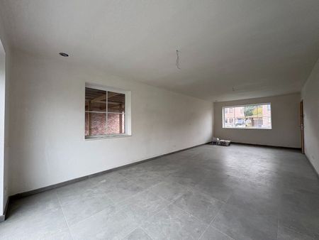 Nieuwbouwwoning met drie slaapkamers + carport - Photo 2